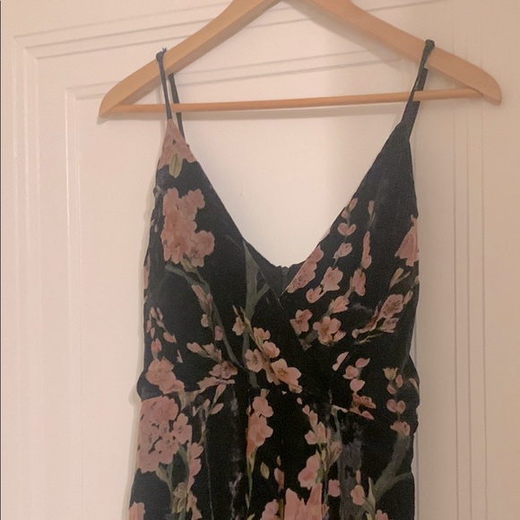 ❣️Still Available❣️ Anthropologie floral velvet burnout dress - Picture 2 of 11